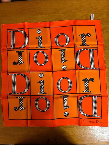 Foulard quadrato in - quadrato, (carré)